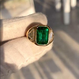 Three Stone Ring, Green Cushion & Trilliant Cut Diamond Engagement Ring, Trilogy Dome Style Diamond Ring, Thick Band Wedding Ring, 14k Gold