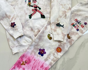 Karol g tie-dye besties mañana será bonito set inspirado en edición limitada. (sudadera con capucha y pantalones deportivos). (Mañana será bonito) .