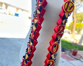 Guirnalda de graduación 2026 personalizada con el logotipo de la escuela. Inpaired Twenty One Pilots