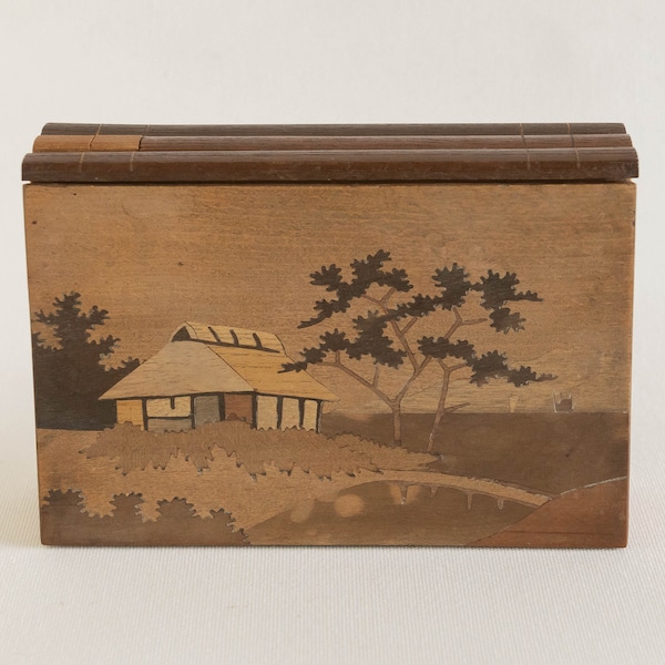 Marquetry box Japanese house / early Showa era, 1930s