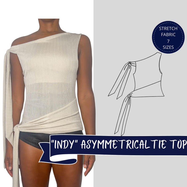 Puede incluir: Un top asim&eacute;trico beige con lazo, con una sola correa para el hombro y una larga corbata que se envuelve alrededor de la cintura. La parte superior est&aacute; hecha de una tela acanalada. El texto "INDY" ASYMMETRICAL TIE TOP se muestra en una pancarta en la parte inferior de la imagen.
