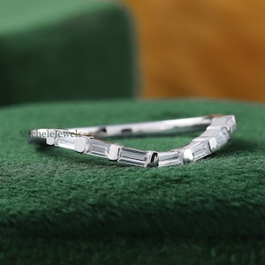 Baguette Moissanite Curved Wedding Band, Chevron Band, Dainty Stacking Ring Women, Minimalist Contour Ring, 14K Solid Gold, Anniversary Gift