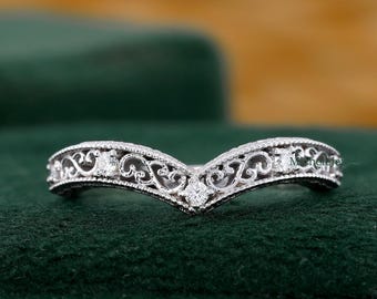 Nature-Inspired Chevron Band, Filigree Band, Vintage Art Deco V-Shaped Band, Milgrain Engagement Band, Stacking Round Cut Moissanite Band