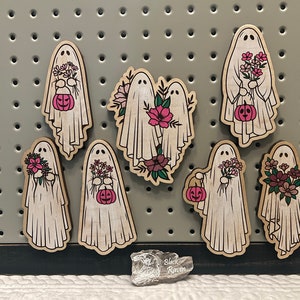Hand Painted Ghost Magnet with Flowers - Halloween Decor