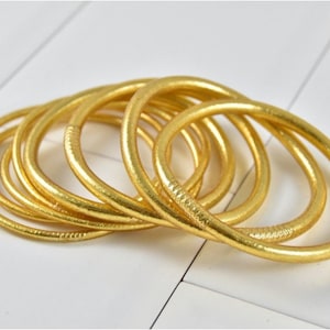 Buddhist bangle light Gold