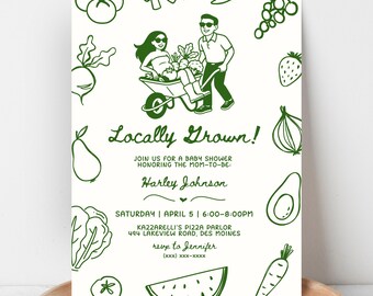 Op de afbeelding: Een uitnodiging voor een babyshower met een groene lijntekening van een stel met een kruiwagen vol groenten, omringd door illustraties van producten. De tekst luidt "Locally Grown!" en details voor de babyshower van Harley Johnson.
