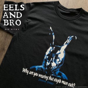 ¿Por qué llevas ese estúpido traje de hombre? (elige tu opción de camiseta)