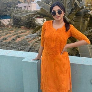 Free Inner Kareena Kapoor Bollywood Wear Georgette Anarkali Etsy She started off by playing the demure but spunky nazneen in 'refugee' and since then, irrespective of the fate of the film she has collected the favor of the audiences. etsy