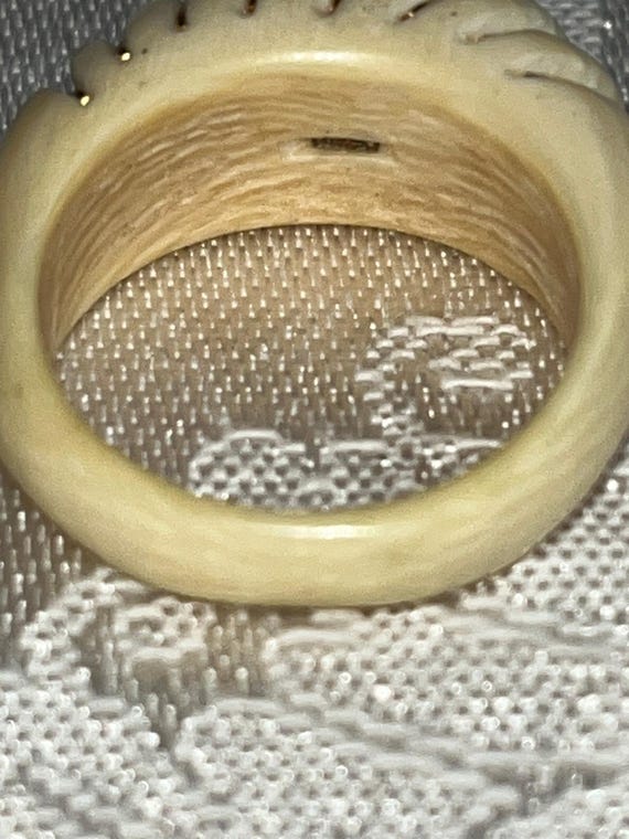 14K Solid Yellow Gold Creme Colored Bone Carved "… - image 4