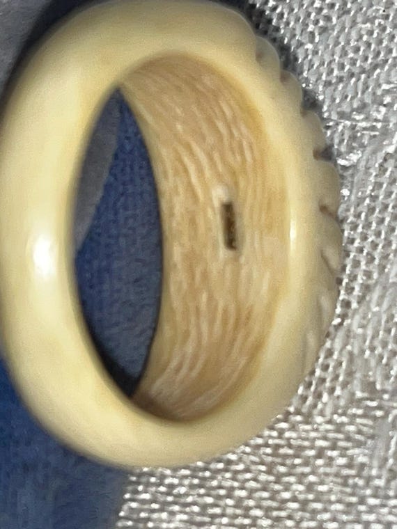 14K Solid Yellow Gold Creme Colored Bone Carved "… - image 6