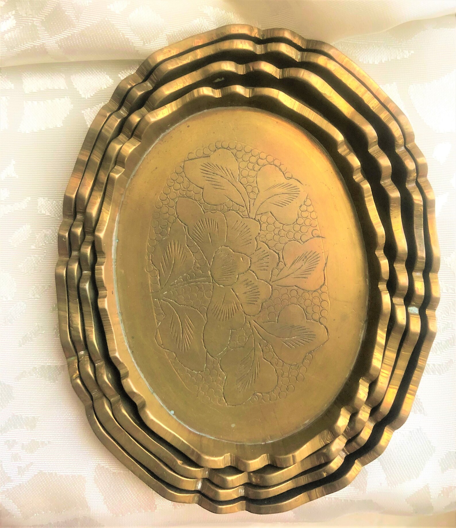 4 Vintage Brass Nesting Coasters Etsy