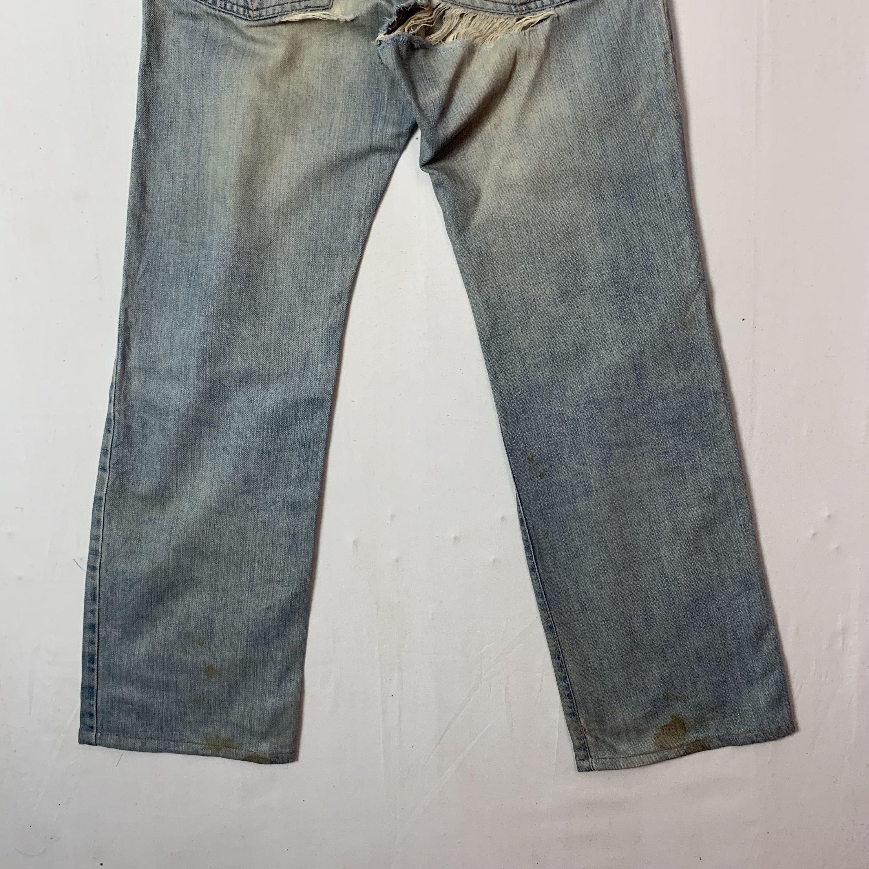 Vintage D & G Rare Design Jeans Vintage Dolce and Gabbana Distressed Denim Jeans W29