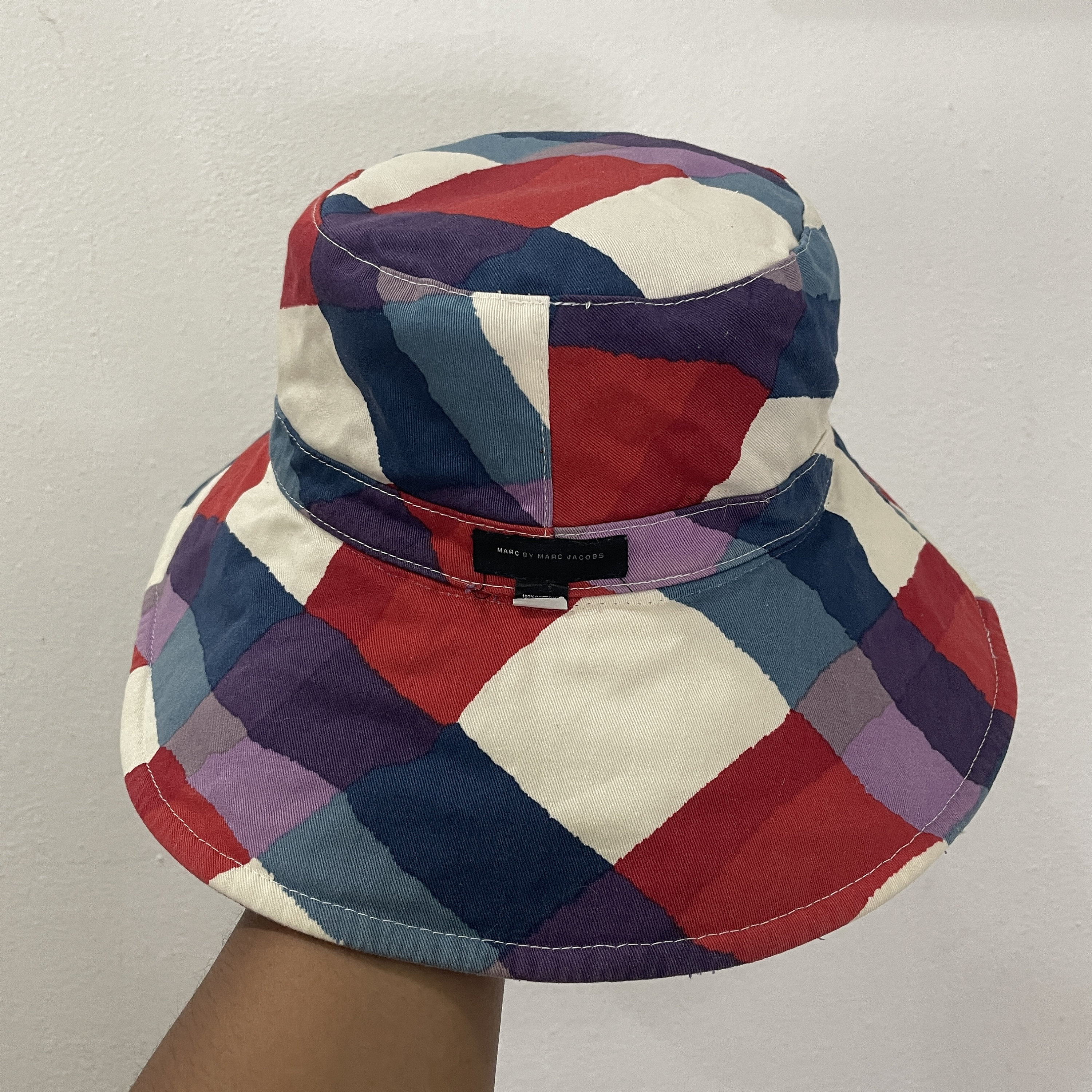Vintage Marc Jacobs Hats Vintage Marc Jacobs Reversable Hats  display picture 3