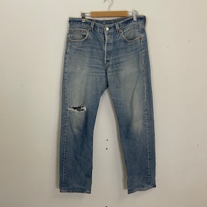 Vintage 90s Levis 501 Distressed Denim Jeans Vintage 90s Levis 501 Denim Jeans W33