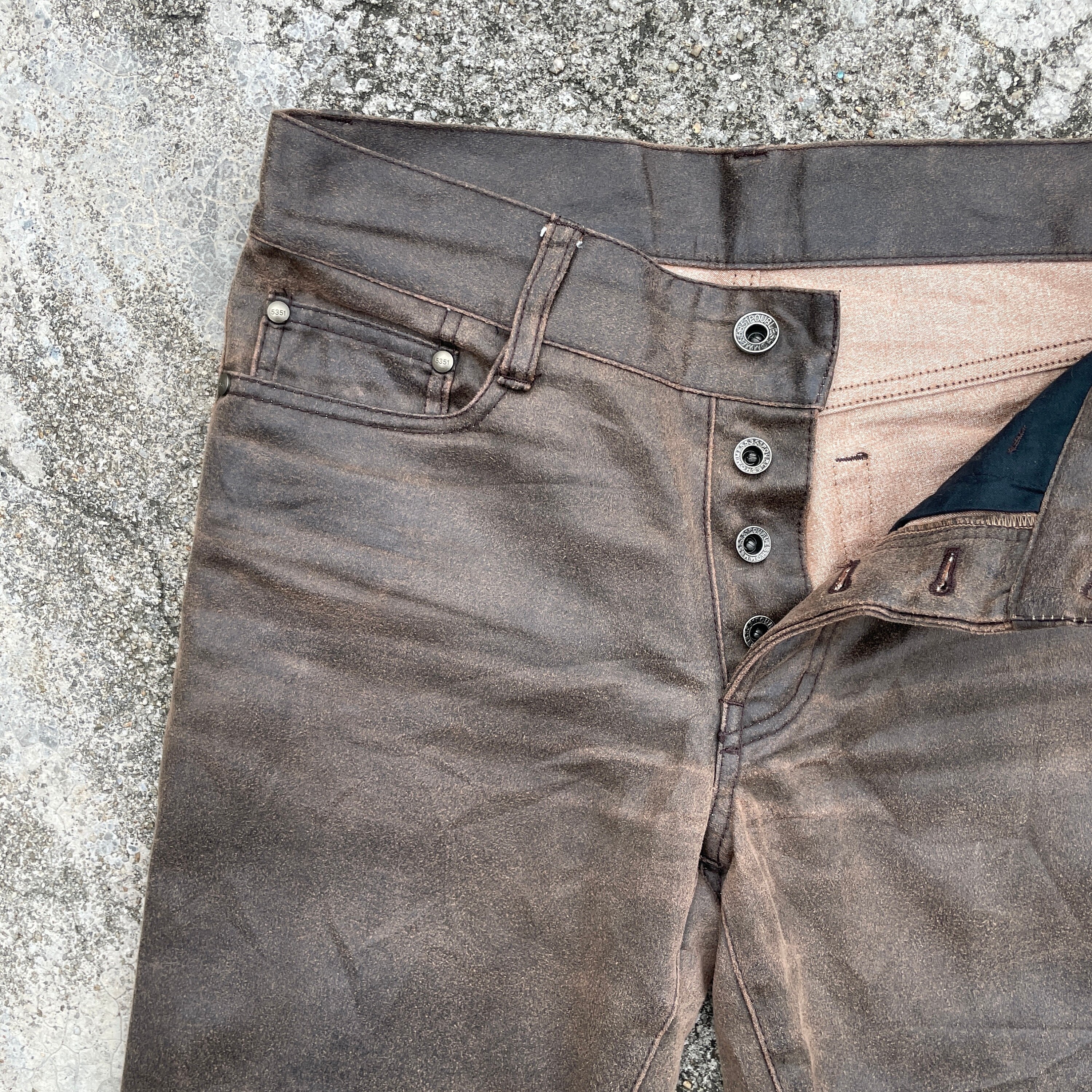 5351 POUR LES HOMMES TRUCKER DISTRESSED JEANS 5351 POUR LES HOMMES 