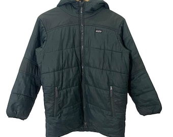 Giacca vintage Patagonia Kids Giacca imbottita vintage Patagonia Kids Giacca imbottita vintage Patagonia Kids con cappuccio Taglia M Uomo