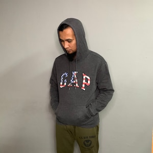 Vintage Gap Sweatshirt Vintage Gap Embroidery Big Logo Sweatshirt Vintage Gap Hoodie Sweatshirt Vintage Gap Pullover Sweatshirt Size M