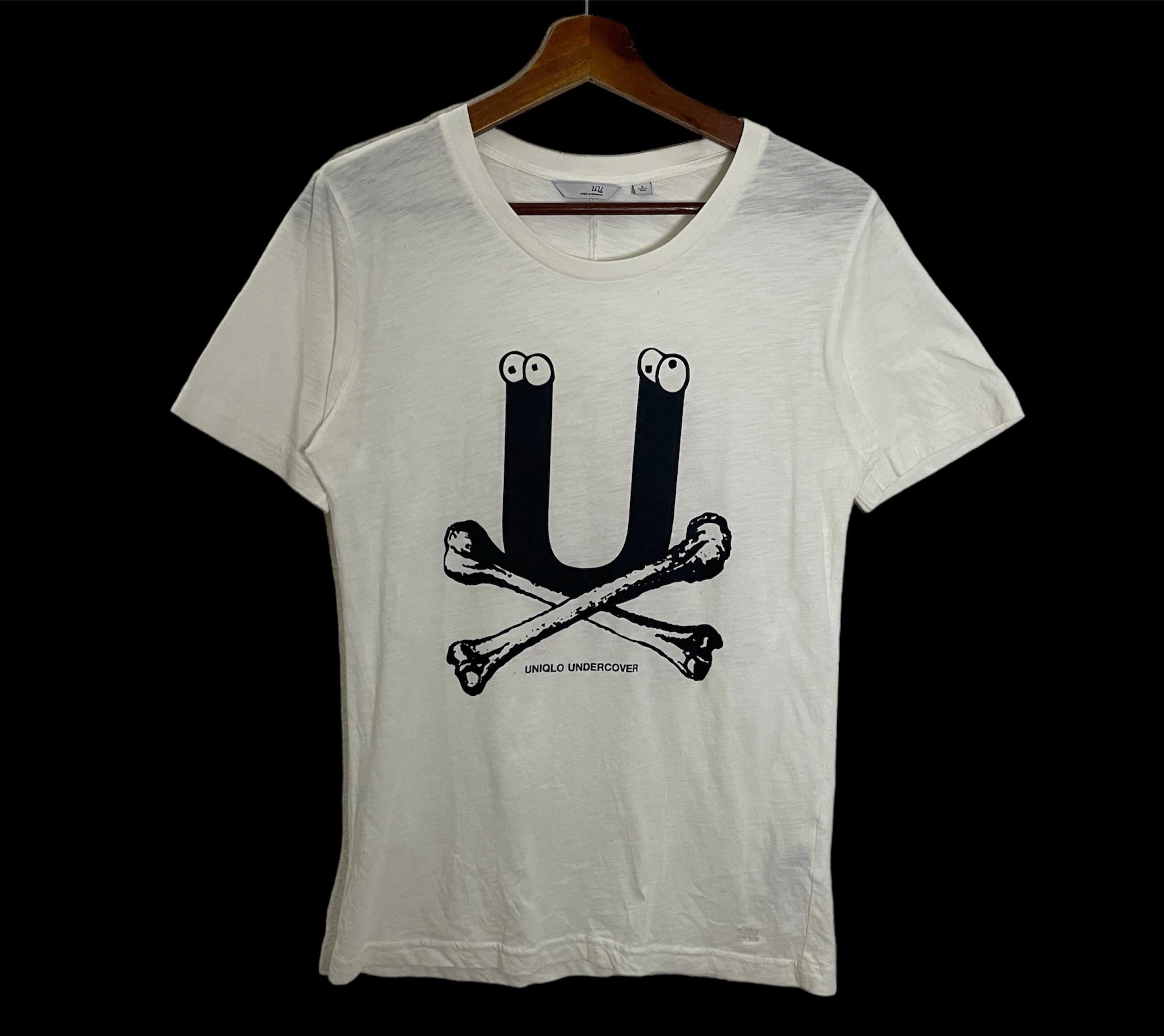Vintage Uniqlo X Undercover Tee Vintage Uniqlo X Undercover Big Logo Tee Vintage Uniqlo X Undercover Crewneck Tee SizeM & sizeL