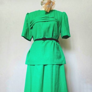 Vintage 1970's Checkaberry Solid Green Peplum Short Sleeve Skirt Suit Set image 1