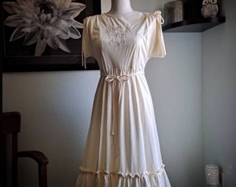 Vintage 1970's Ivory Rose Cut Out Cold Shoulder Dress Small Please Check Measurements