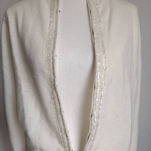 Vintage 1960's Tai Tung Co Lambswool Angora with Cashmere Finish Sequined Beaded Zip Up Long Sleeve Sweater S/M Off White image 4