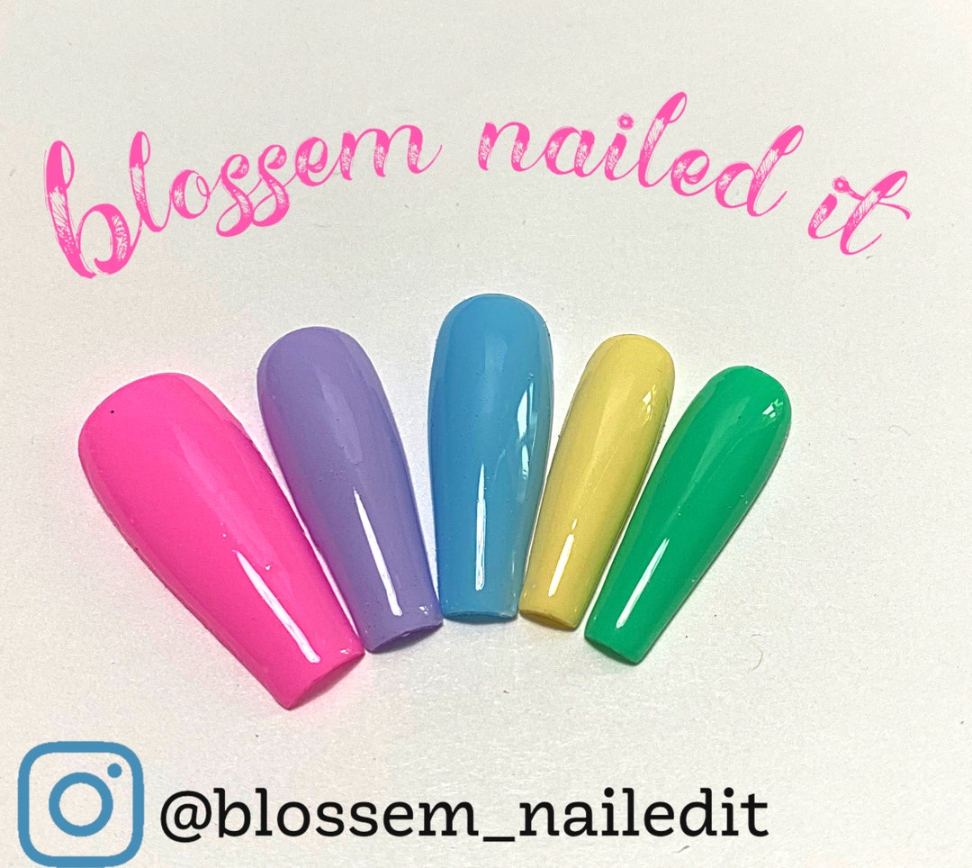 Adorable Spring Press on Nails. Long and Short Styles Available Etsy