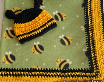 bumble bee baby blanket & bumble bee baby hat, handmade baby shower gift set, toddler daycare blanket, honey bee blanket, bee nursery