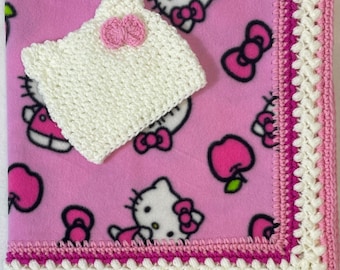 Set de regalo para bebé: Manta con borde de crochet y gorro a juego. Regalo para baby shower o guardería con temática de Hello Kitty.