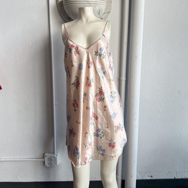 1990s 90's Vintage Dentelle Pastel Pink Floral Slip Dress, Size Medium, Good Vintage Condition, Lingerie, Polyester Satin Spring Dress