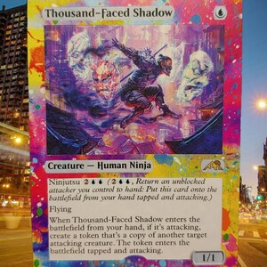 Superposiciones de papel de aluminio y vinilo en tarjetas Magic the Gathering