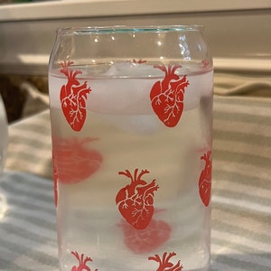 Color Changing Anatomical Heart Glass, Gifts for Healthcare Workers Cardiology, Custom Libbey Glass Cups for Cardiologist Cardiology Nurses