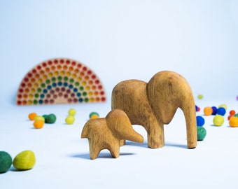 Waldorfstijl houten Moeder & baby houten olifantenset. Handgemaakt van exotisch hout, niet geverfd! Perfect cadeau voor babyshower en peuters.