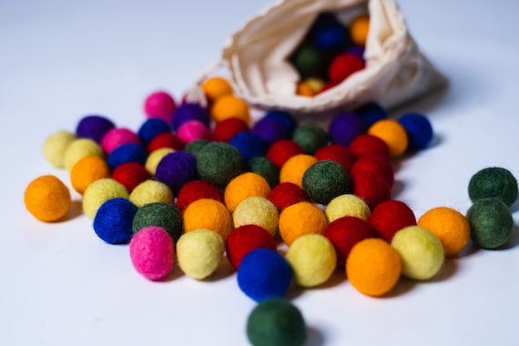 Extra set of 94 pieces wool felt balls for the montessori Rainbow toy