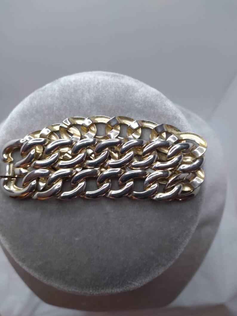 Gold Tone Chain Linked Bracelet