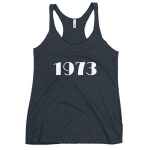 Camiseta sin mangas estilo racerback de 1973