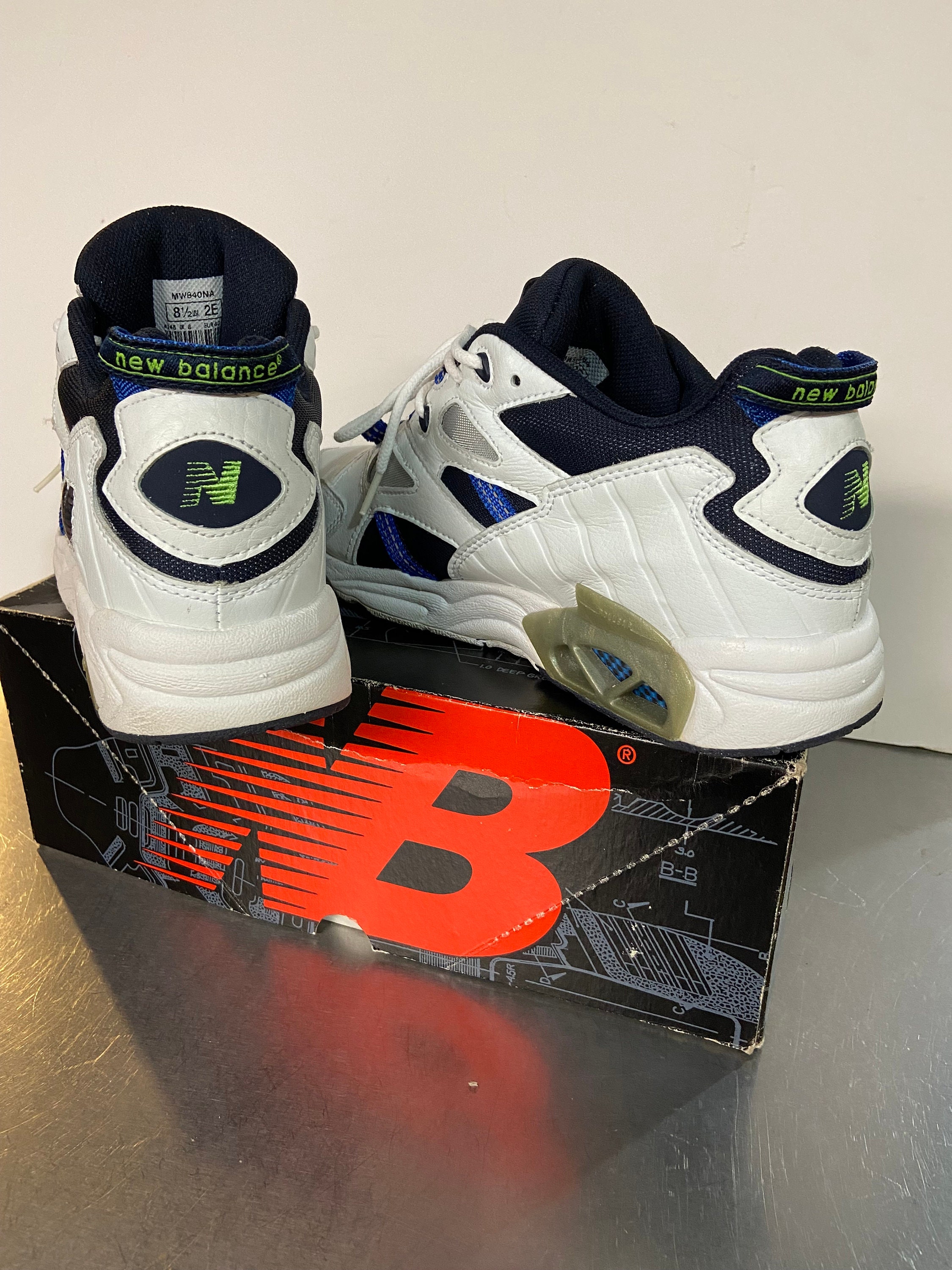 CRISP in Box Vintage 1990s New Balance 840NA Men's 8.5 2E CRISP in Box Vintage 1990s New Balance 840NA Men's 8.5 2E
