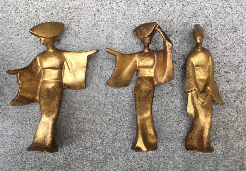 Trio of Modernist Cast Iron Japanese Bon ODori Dancers Okimono Nambu Tetsu Mid Century statue sculpture Japan