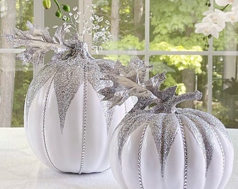pumpkinホワイト キャビネット White and Silver Fall Decorative Sparkle Glam Pumpkin - Etsy