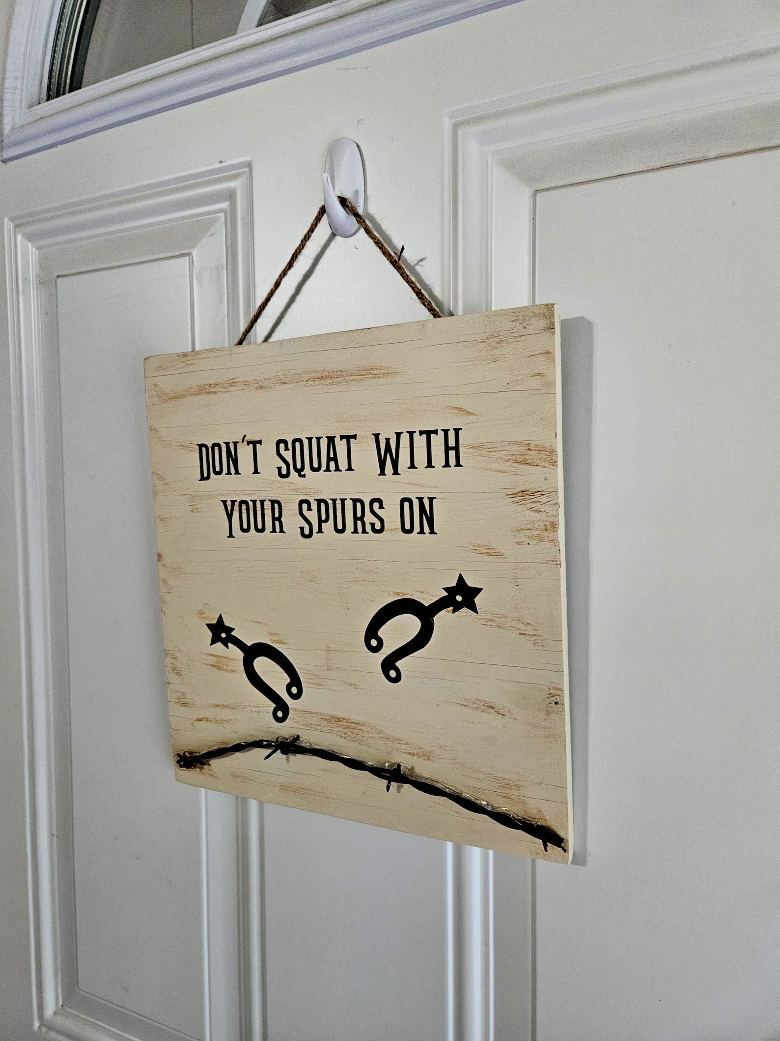 Distressed Wood Sign With Barbed Wire, Rustic Farmhouse Wall Art - Etsy