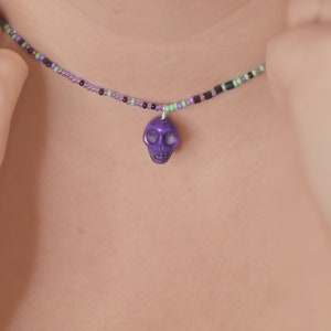 Collar del Día de los Muertos / Gargantilla de calavera del Día de los Muertos / Gargantilla de calavera morada