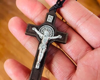 Cross wood pendant necklace Religious
