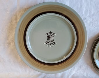FRANCISCAN EMERALD ISLE SALAD PLATES IN VERY GOOD CONDITION 