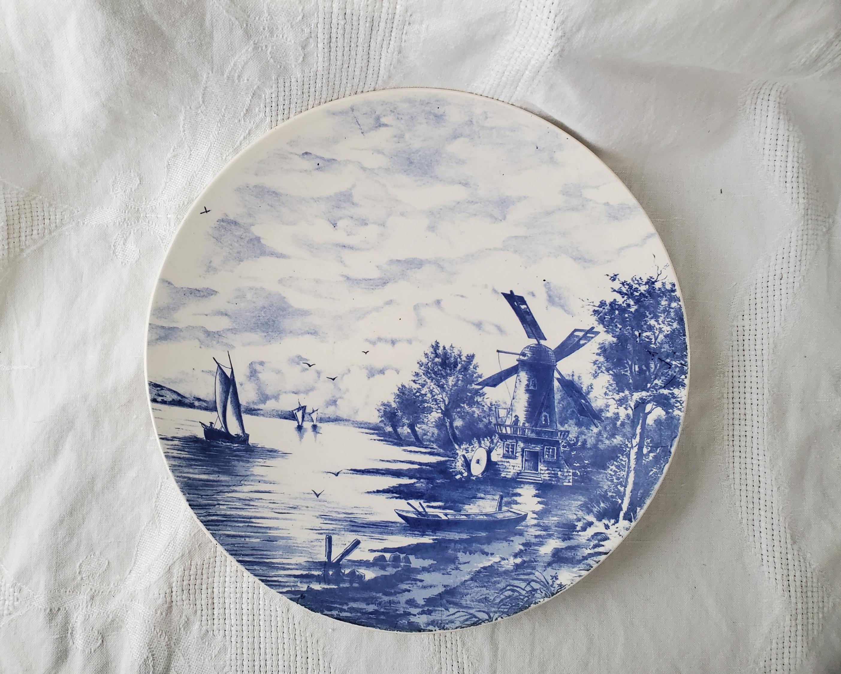 ANTIQUE Villeroy & Boch Large Platter / Wall Hanging, Late 1800s