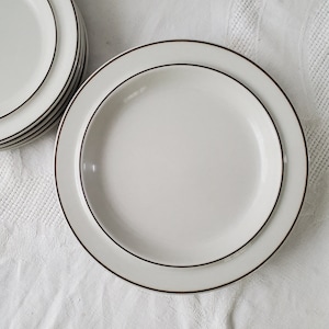 VINTAGE &quot;Fennica&quot; by Arabia Finland Salad or Bread & Butter Plates, Sold in Sets