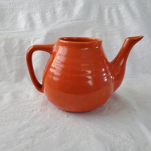 VINTAGE Meyers California Rainbow #159 8 Cup Teapot in Orange, Rare