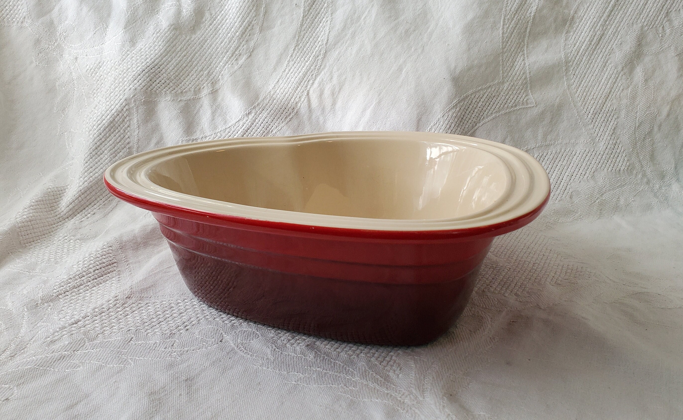 Le Creuset Cerise Red Stoneware Ceramic Pie Dish + Reviews