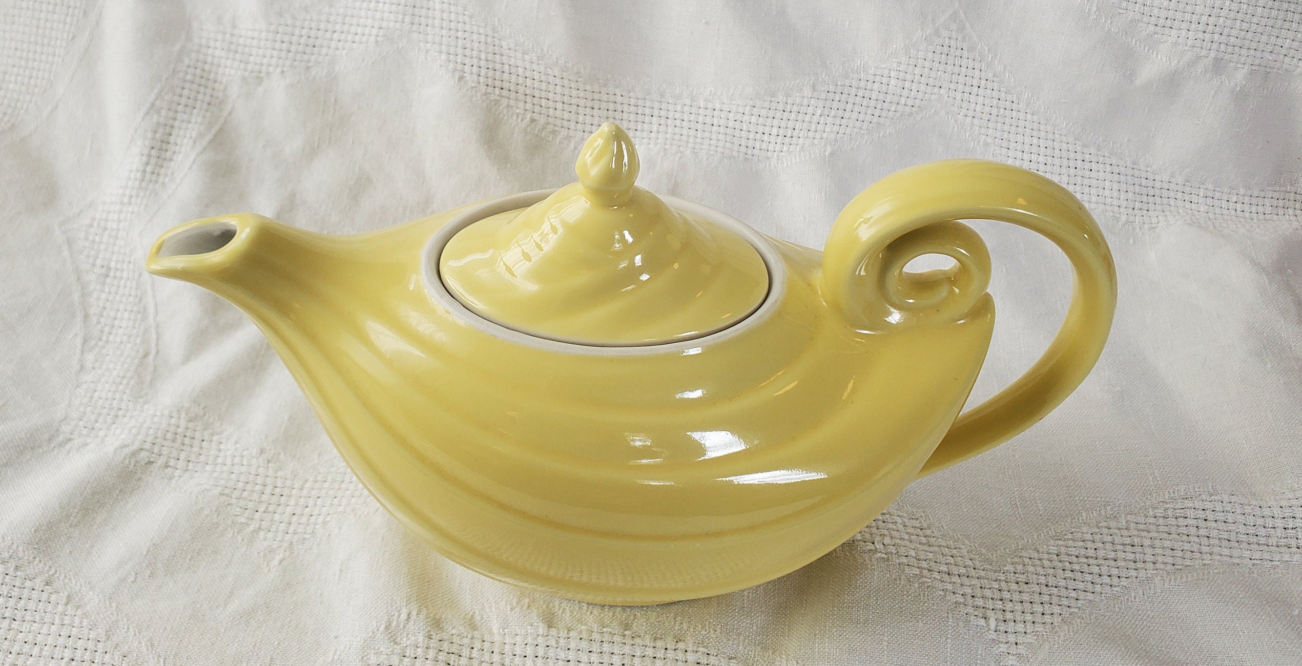 VINTAGE Hall aladdin Teapot in Yellow Etsy