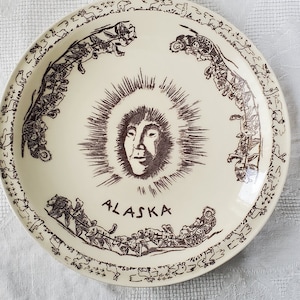 VINTAGE Vernon Kilns "Alaska" Collector Plate