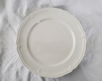 Set of 4 Villeroy & Boch "Manoir" Dinner Plates