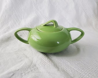 VINTAGE "Casual California Lime Green" by Vernon Ware Metlox Sugar Bowl with Lid